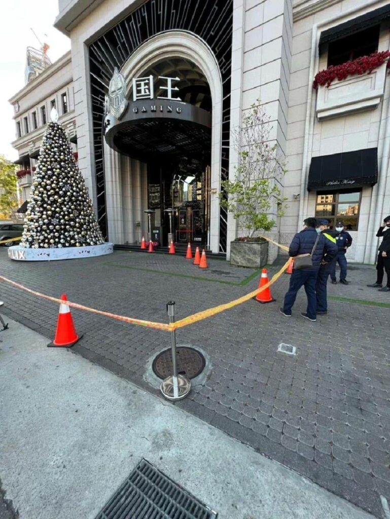 菲力國王百家樂遭男子持槍掃射