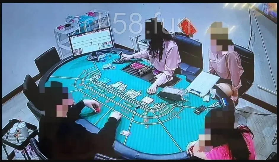 在臺灣北區一間撞球館因為窩藏百家樂而被查扣